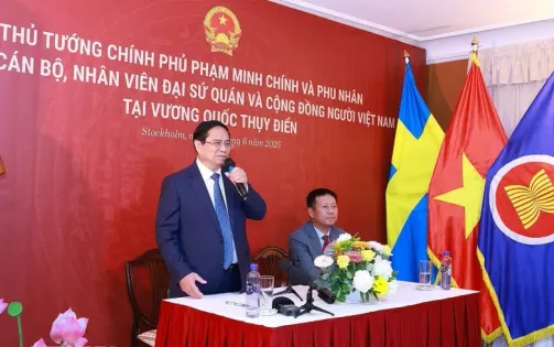 Thủ tướng: “Bà con làm việc, đóng góp tại Thụy Điển cũng như làm việc, đóng góp tại Việt Nam”
