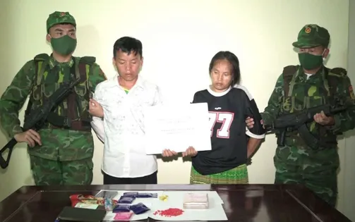 Thanh Hóa: Bắt giữ 2 đối tượng mua bán, tàng trữ trái phép chất ma tuý