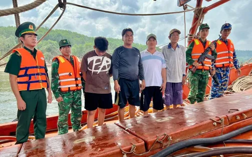 Bắt giữ tàu chở 26.000 lít dầu lậu ngoài khơi Thổ Châu