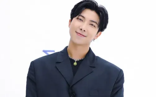 RM (BTS) tiết lộ đã mất ngủ triền miên vì những ồn ào liên quan đến HYBE