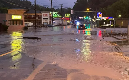 Mỹ: Lũ lụt bất ngờ ở bang West Virginia, nhiều người chết và mất tích