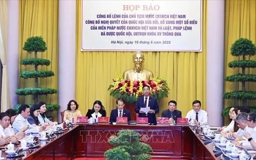 Công bố Lệnh của Chủ tịch nước về Nghị quyết sửa đổi, bổ sung một số điều của Hiến pháp