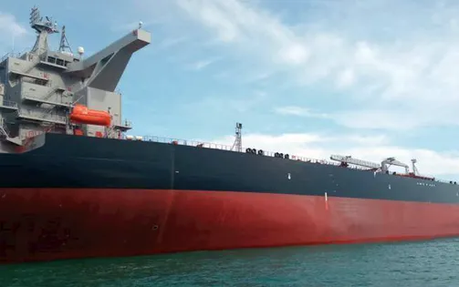 Va chạm tàu ở eo biển Hormuz trong bối cảnh căng thẳng Israel - Iran