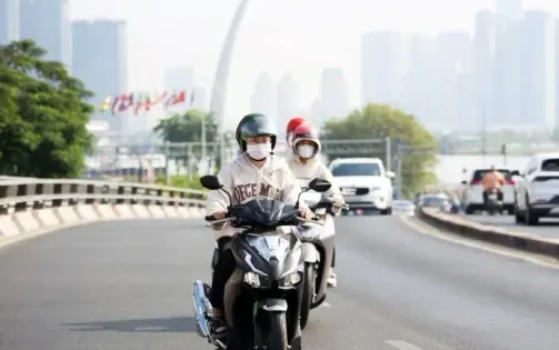 Ngày 19-20/6, từ Thanh Hóa đến Phú Yên nắng nóng gay gắt, có nơi trên 37 độ C