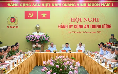 Tổng Bí thư Tô Lâm: Lực lượng Công an nhân dân phải bảo đảm vững chắc môi trường hòa bình, ổn định