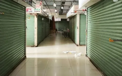 Hơn 5.500 cửa hàng đóng cửa trong đợt cao điểm chống hàng giả