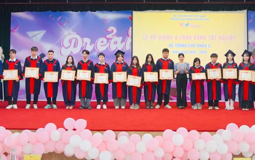 VTV College tổ chức lễ bế giảng hệ Trung cấp khóa 5