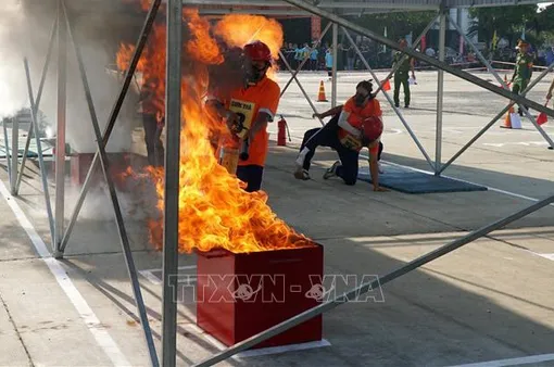 Đà Nẵng: Nâng cao kỹ năng xử lý cháy nổ cho thành viên Tổ liên gia
