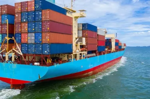 Giá cước vận tải biển tăng thẳng đứng