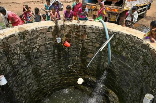 Nông thôn Ấn Độ khô hạn vì các đô thị "hút" hết nước
