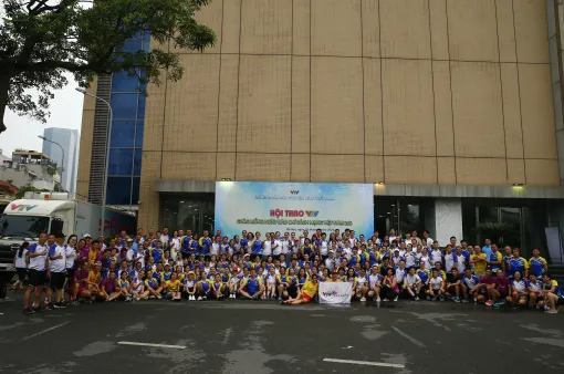Hơn 300 nhân viên Đài THVN tham gia chạy bộ kỷ niệm 99 năm Ngày Báo chí Cách mạng Việt Nam