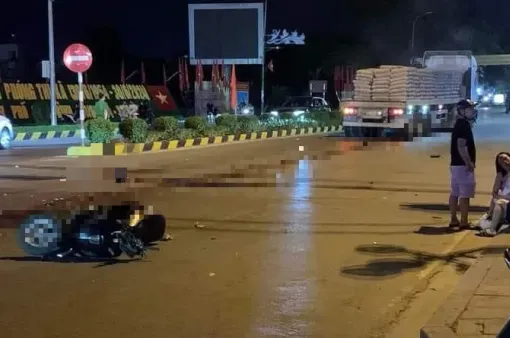 Thái Bình: Nữ sinh đi xe máy điện tử vong sau tai nạn với ô tô đầu kéo