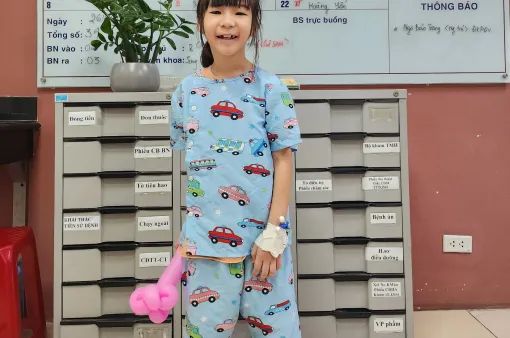 Cô bé ở Thái Bình mắc bệnh tim bẩm sinh đã được ra viện