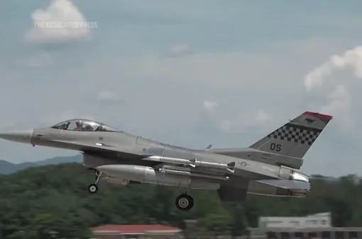 Mỹ điều máy bay tàng hình thế hệ mới nhất để tập trận với Hàn Quốc
