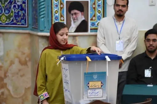 Iran bắt đầu tiến hành bầu cử Tổng thống vòng 2