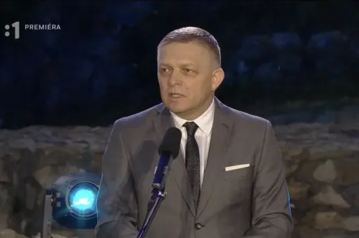 Thủ tướng Slovakia lần đầu xuất hiện sau vụ ám sát hụt, kêu gọi giải quyết xung đột ở Ukraine
