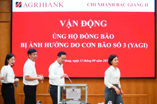 Cán bộ, người lao động Agribank ủng hộ 01 ngày lương khắc phục hậu quả bão số 3