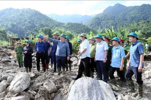 Trưởng Ban Tuyên giáo Trung ương Nguyễn Trọng Nghĩa làm việc với tỉnh Sơn La về khắc phục hậu quả thiên tai