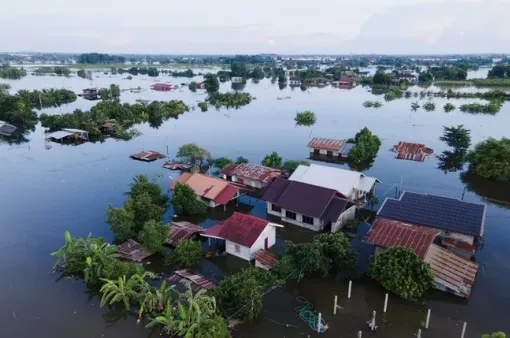 Lãnh đạo Việt Nam gửi điện thăm hỏi về tình hình ngập lụt ở Lào