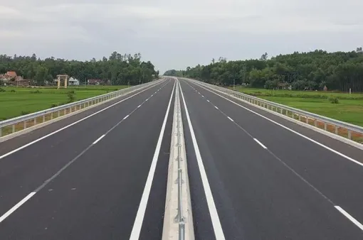 Triển khai cao điểm “500 ngày đêm thi đua hoàn thành 3000 km đường bộ cao tốc"