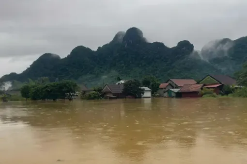 Quảng Bình: Lũ trên sông Gianh lên gây ngập nhiều khu vực