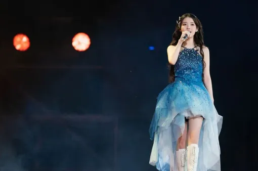 IU - Nữ ca sĩ đầu tiên tổ chức concert tại sân vận động lớn nhất Hàn Quốc