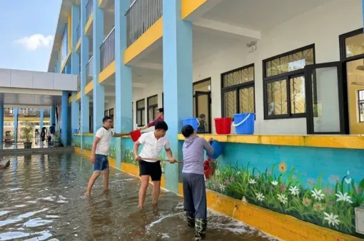 Hà Nội: Học sinh ở vùng ngập Nam Phương Tiến chấm dứt cảnh đi học nhờ