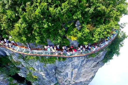 Du lịch mạo hiểm bùng nổ ở Trương Gia Giới
