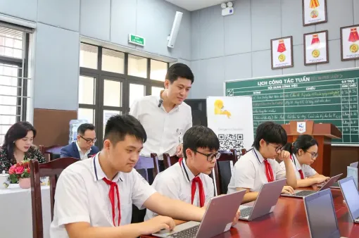 Không cấm dạy thêm, chỉ quy định giáo viên không được ép học thêm
