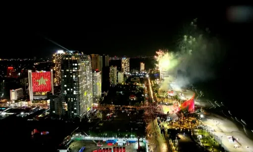 Fireworks and art program celebrate national day