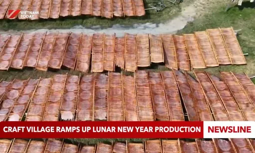 Craft village ramps up Lunar New Year production