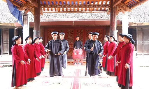 Ancient village gets ready for Hùng Kings Commemoration