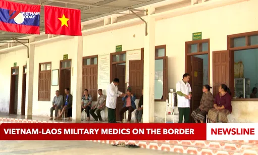 Việt Nam–Laos military medics on the border