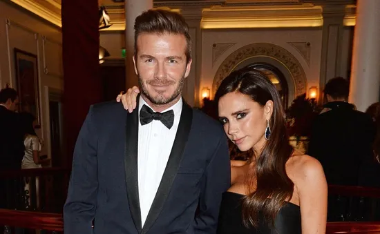 Sau tai nạn, Beckham cùng vợ tỏa sáng trên thảm đỏ