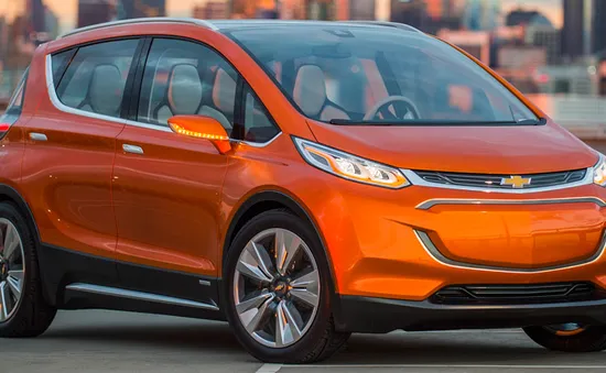 NAIAS 2015: Chevrolet Bolt EV - Xe điện điều khiển bằng smartphone