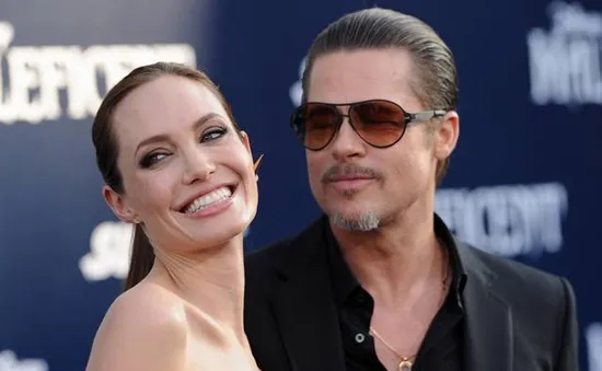 Angelina Jolie: Đóng cảnh nóng với Brad Pitt khá kỳ cục