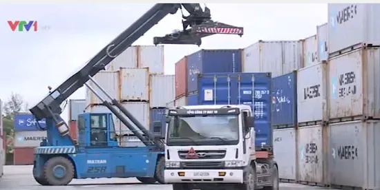 Cảnh báo vận chuyển container mất an toàn