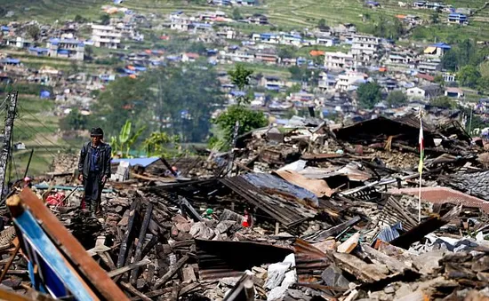 Hành trình chết chóc tìm về tâm chấn trận động đất tại Nepal