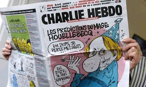 Ấn phẩm đặc biệt của Charlie Hebdo được đấu giá 100,000 bảng