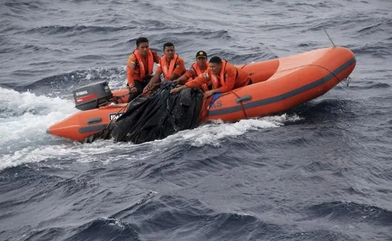 Indonesia ngừng tìm kiếm nạn nhân vụ chìm tàu