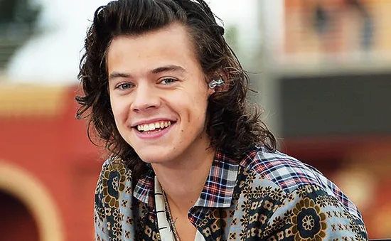 Harry Styles rời One Direction vì nội bộ lục đục?