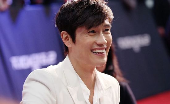 Lee Byung Hun thế chân Thành Long trong “Giờ cao điểm 4”