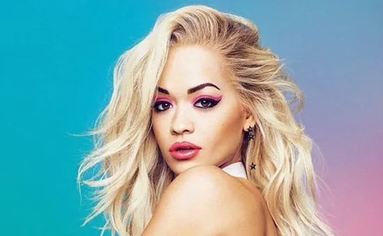 Rita Ora khuyên giới trẻ Việt tự tin hơn vào bản thân