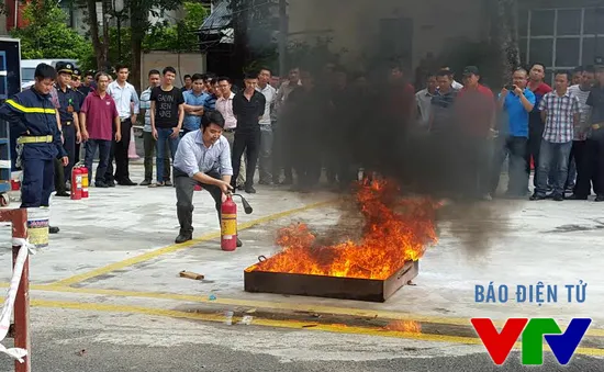 Cán bộ, nhân viên Đài THVN tham gia tập huấn phòng cháy chữa cháy năm 2015