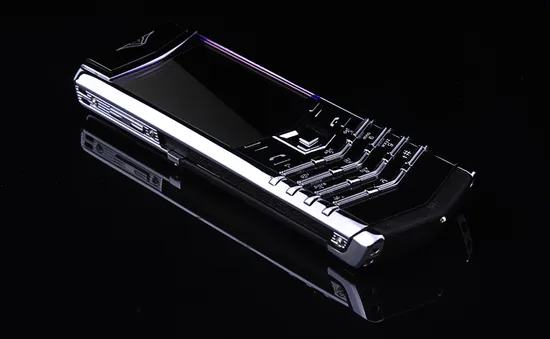 Thương hiệu điện thoại xa xỉ Vertu về tay người Trung Quốc