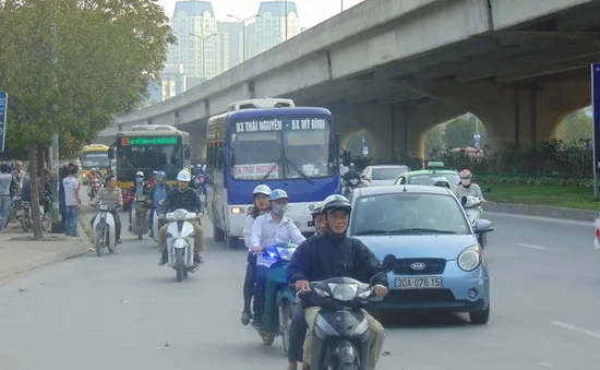 Ô tô dung tích lớn có thể chịu thêm phí môi trường