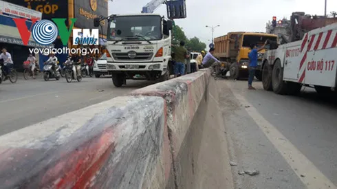 Gia tăng tai nạn giao thông do leo qua dải phân cách