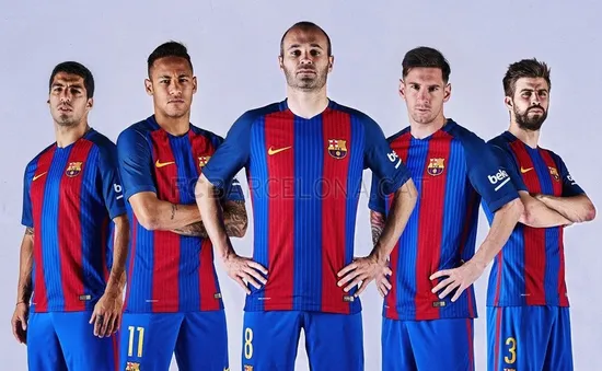 Barca công bố áo đấu mùa giải 2016/17