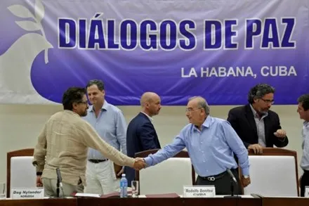 Hiệp ước lịch sử chấm dứt hơn 5 thập kỷ nội chiến ở Colombia