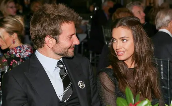 Bradley Cooper bị đồn chia tay với tình cũ của Ronaldo